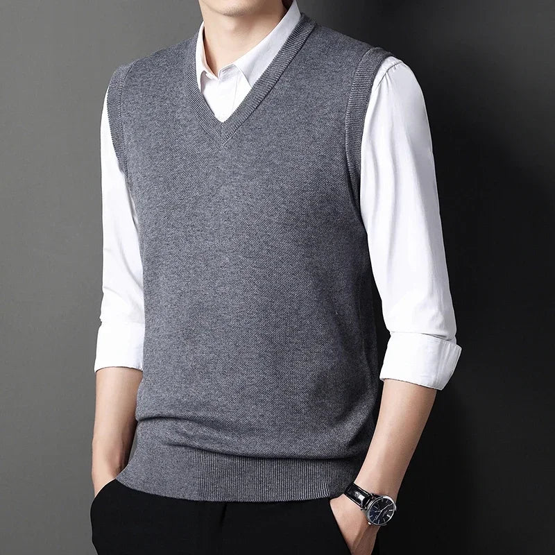 Men V-neck Knitted Vest